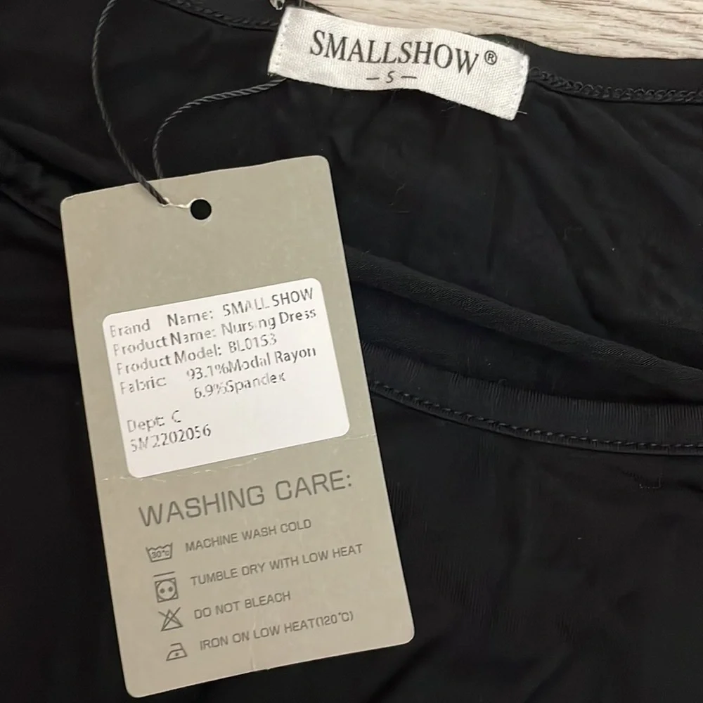 NWT Smallshow Black Ruched Sides Short Sleeve Knee Length Maternity Dress Small